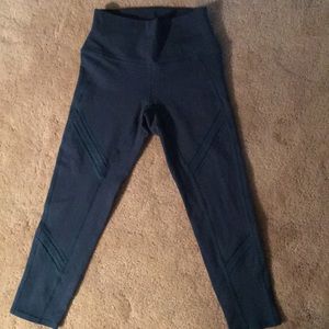 ALO cropped leggings